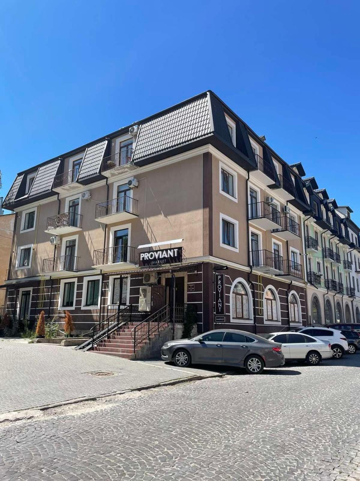Apartament «Гори́Ще На Площі Польський Ринок» Kamieniec Podolski Zewnętrze zdjęcie