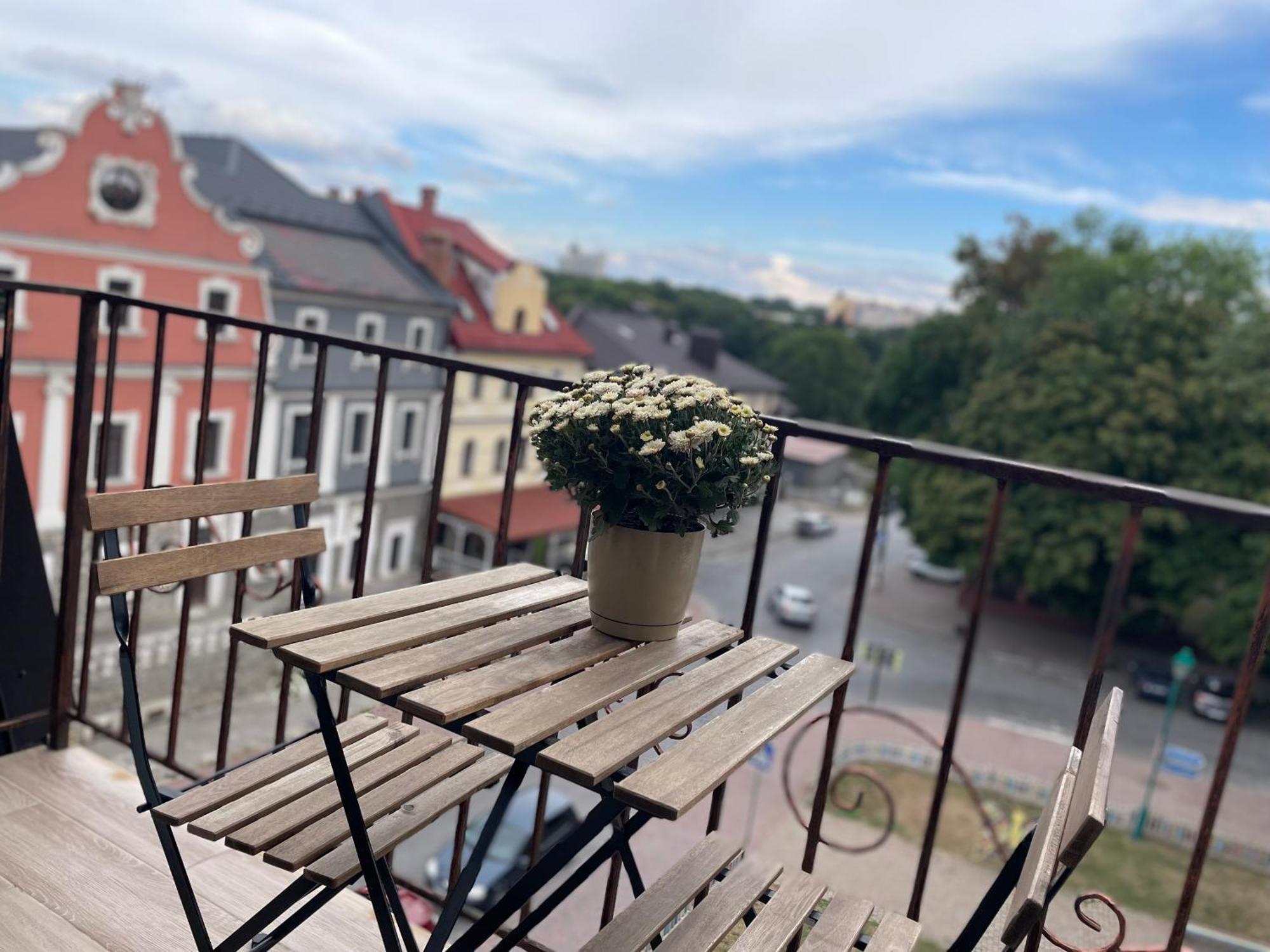 Apartament «Гори́Ще На Площі Польський Ринок» Kamieniec Podolski Zewnętrze zdjęcie